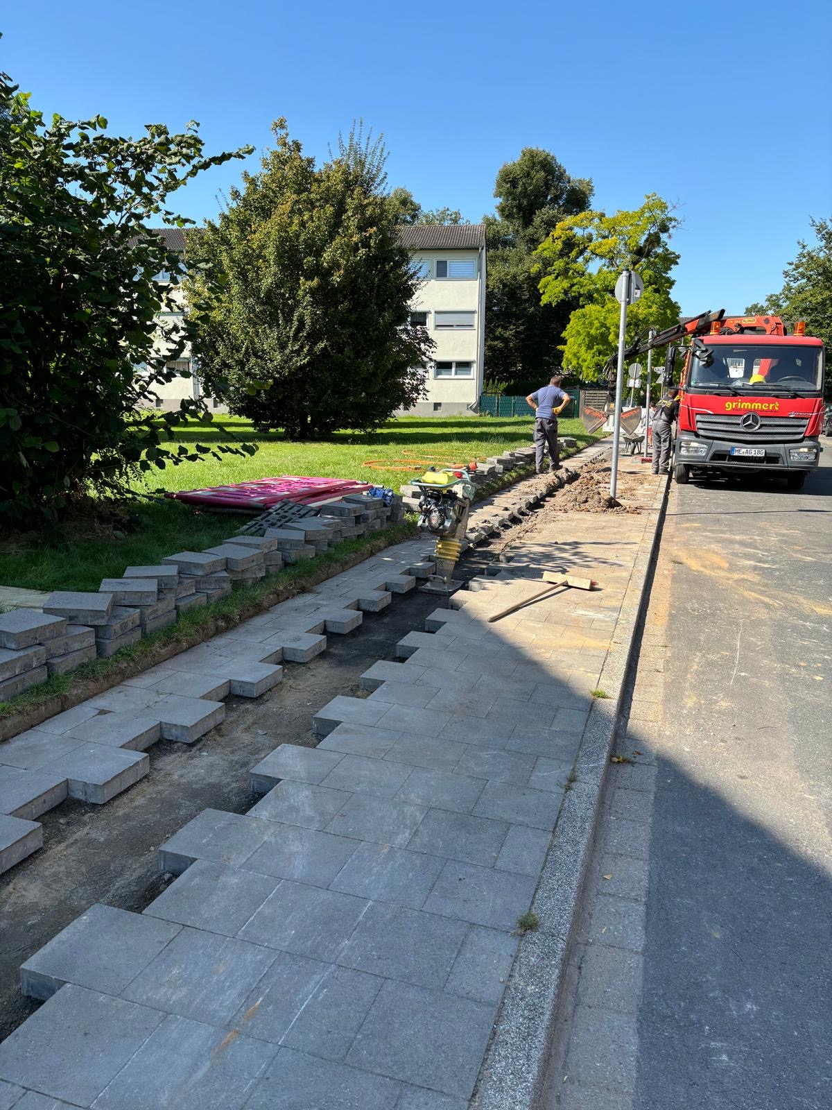 Tiefbauarbeiten in Holthausen (Verlegung NE3)